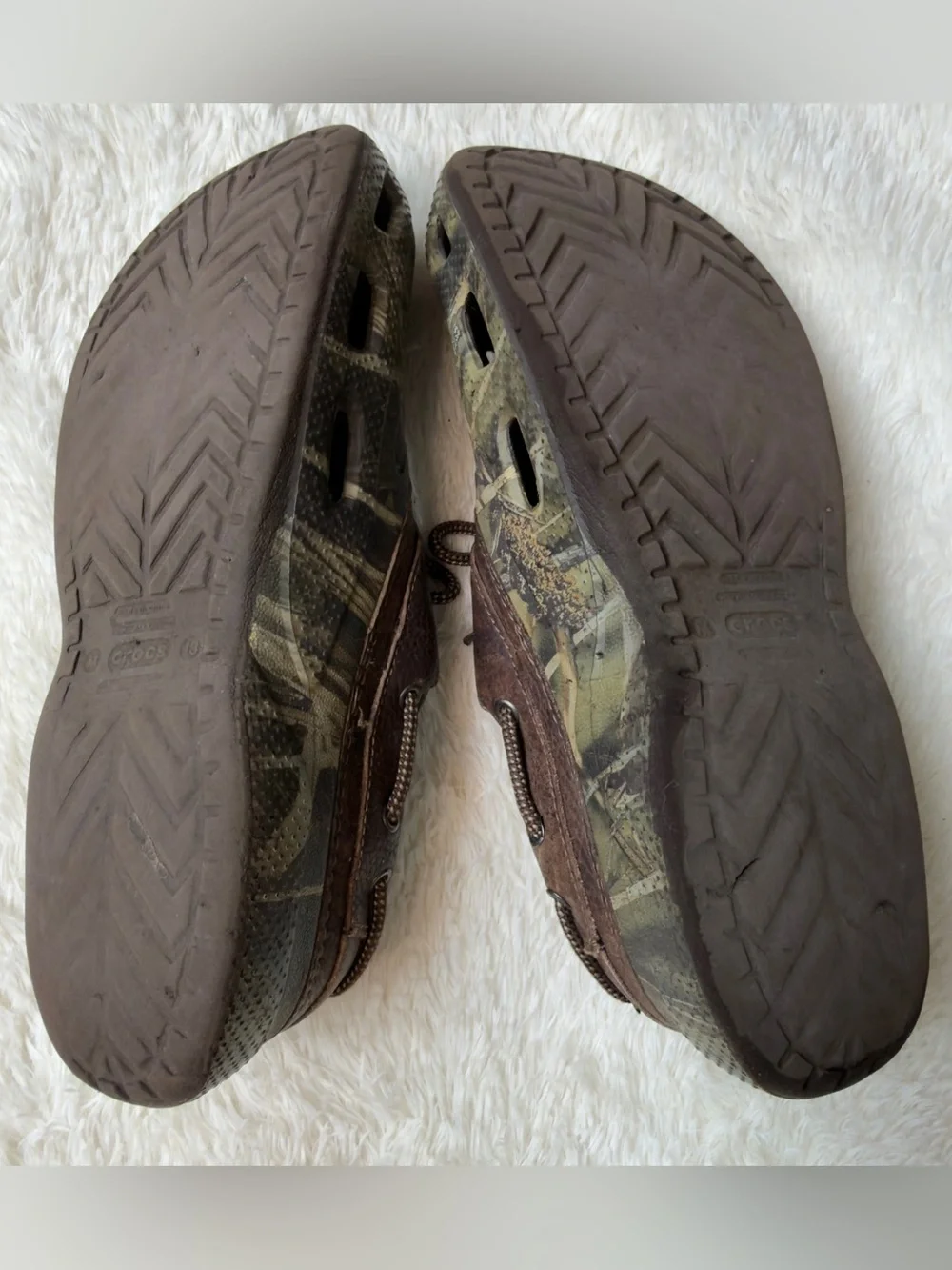 CROCS boat style